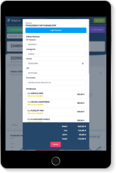 Tablet con pantalla de formulario de tickets tras leer con IA en i-facte.
